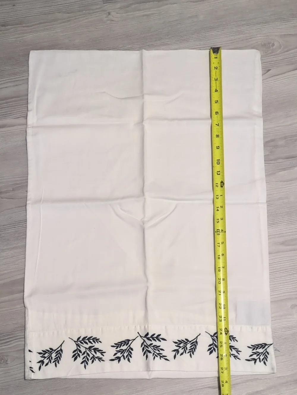 Royal Heritage Home 100% Cotton Full Sheet Set White Black Embroidered 4 Pc